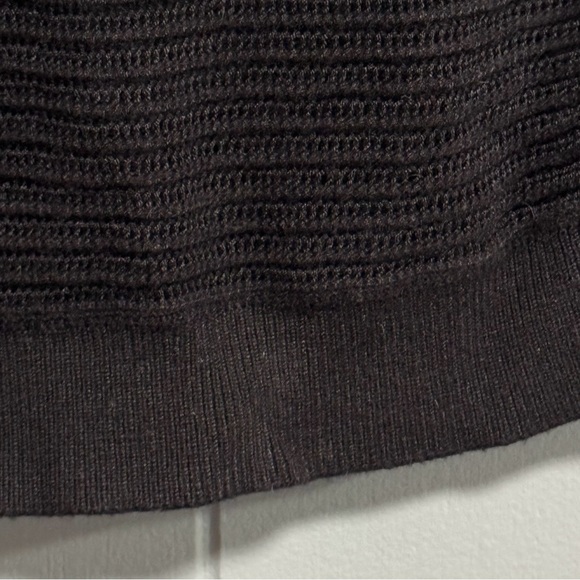 EXPRESS Black Dolman 3/4 Sleeve Open Knit Net Mesh Stretch Sweater Top Sz Small - Picture 4 of 6